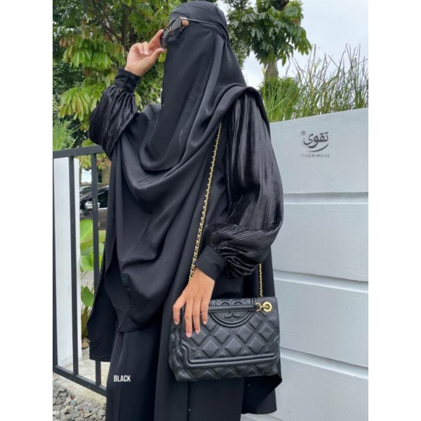 Elina Eid Series 2022 by Taqwawear Gamis set Khimar (fullset) Hitam Preloved Size M