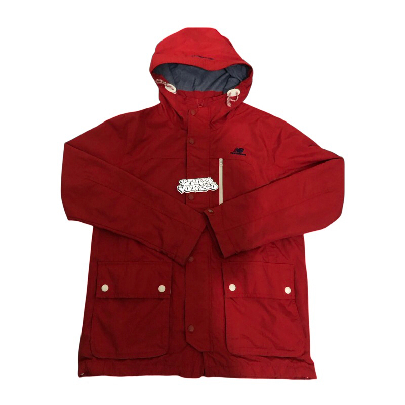 jaketOutdorNewBalanceSizeM