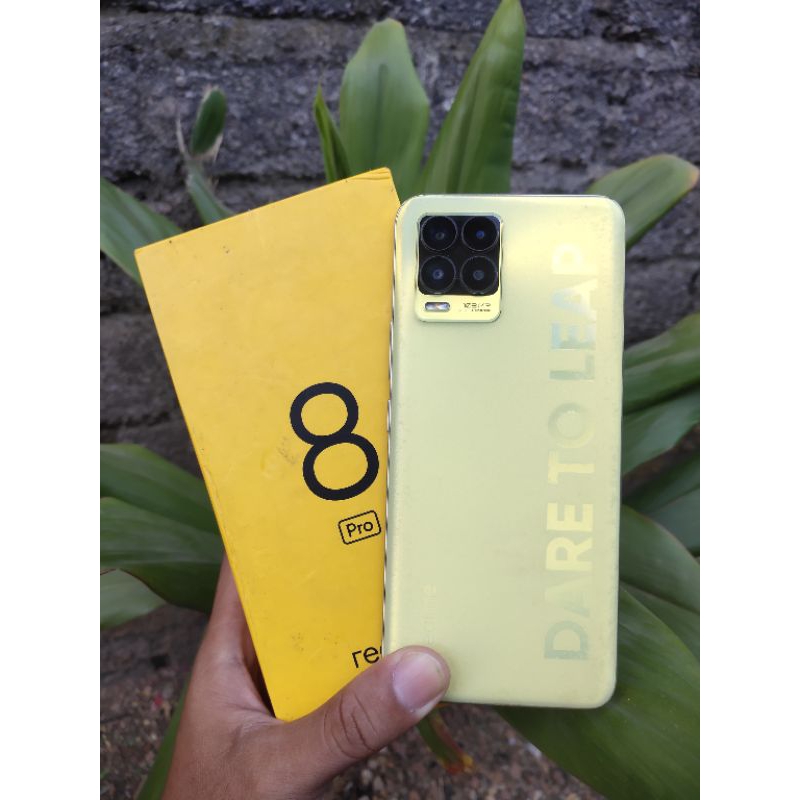REALME 8 PRO 8/128 FULLSET SECOND