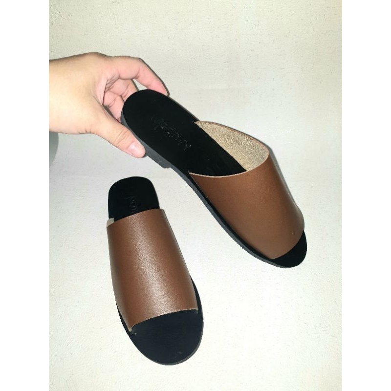 Sandal Lebaran / Sandal Teplek / Modnyy Flatty