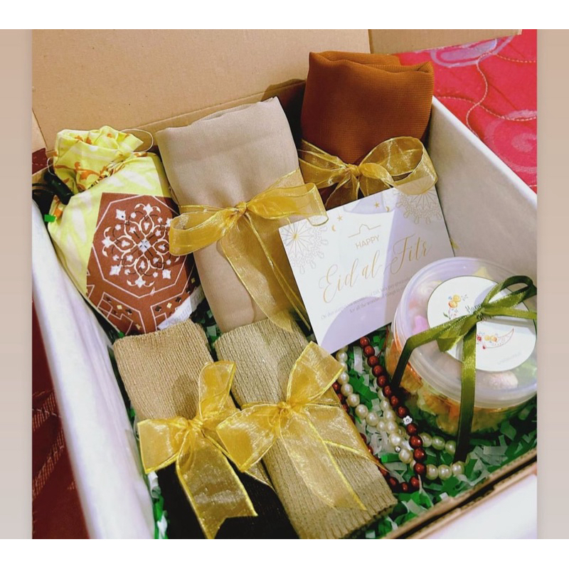 

Lebaran hampers / Gift box lebaran / Hampers Eid / Parcel lebaran