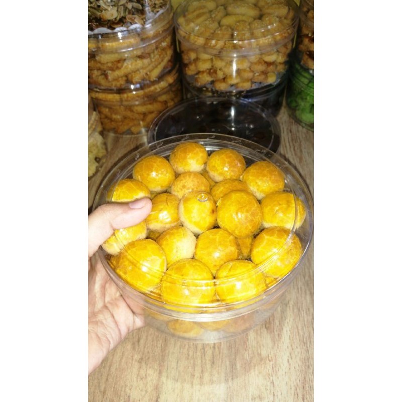 

NASTAR ORIGINAL KLASIK HOMEMADE FULL SELAI NANAS / KUE KERING NASTAR VANCY CAKES / KUE KERING NASTAR LEBARAN / KUE KERING NASTAR READY BATAM / KUE KERING NASTAR HAMPERS LEBARAN / KUE KERING NASTAR PARCEL