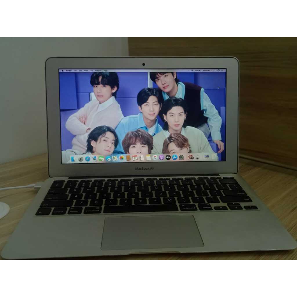 SECOND MACBOOK AIR 11 INCH 2012 SECOND BERGARANSI