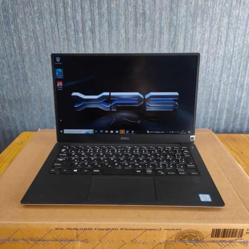 Laptop DELL XPS 13 9360I5-7200U Gen 7Th  Ram 4Gb / SSD 256Gb Keyboard Backlight Design Super slim ri