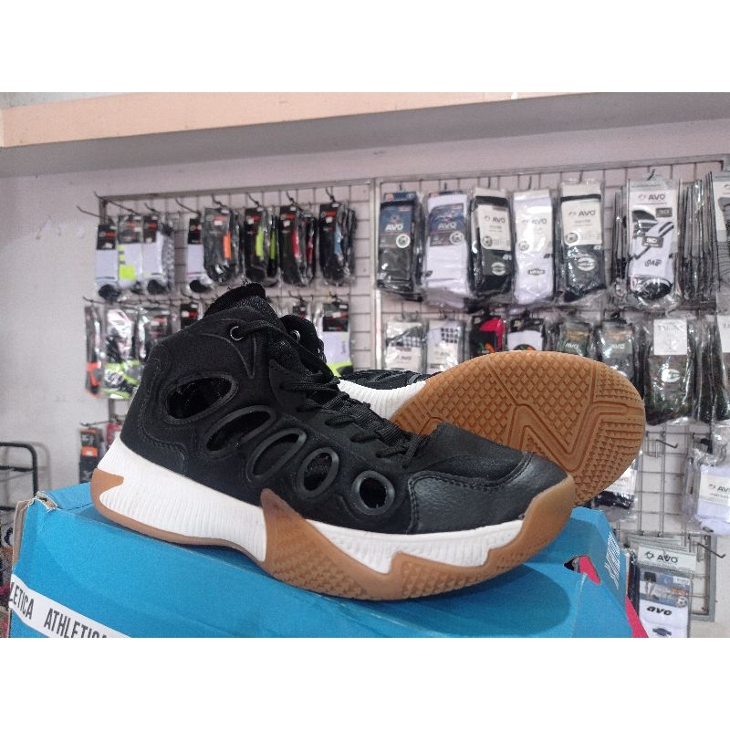 (Original) Sepatu Basket Athletica Preloved