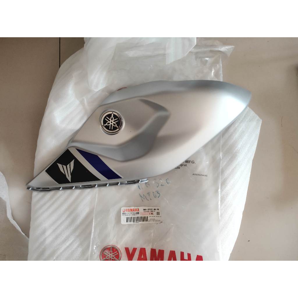 cover tangki atas kiri mt25 ori