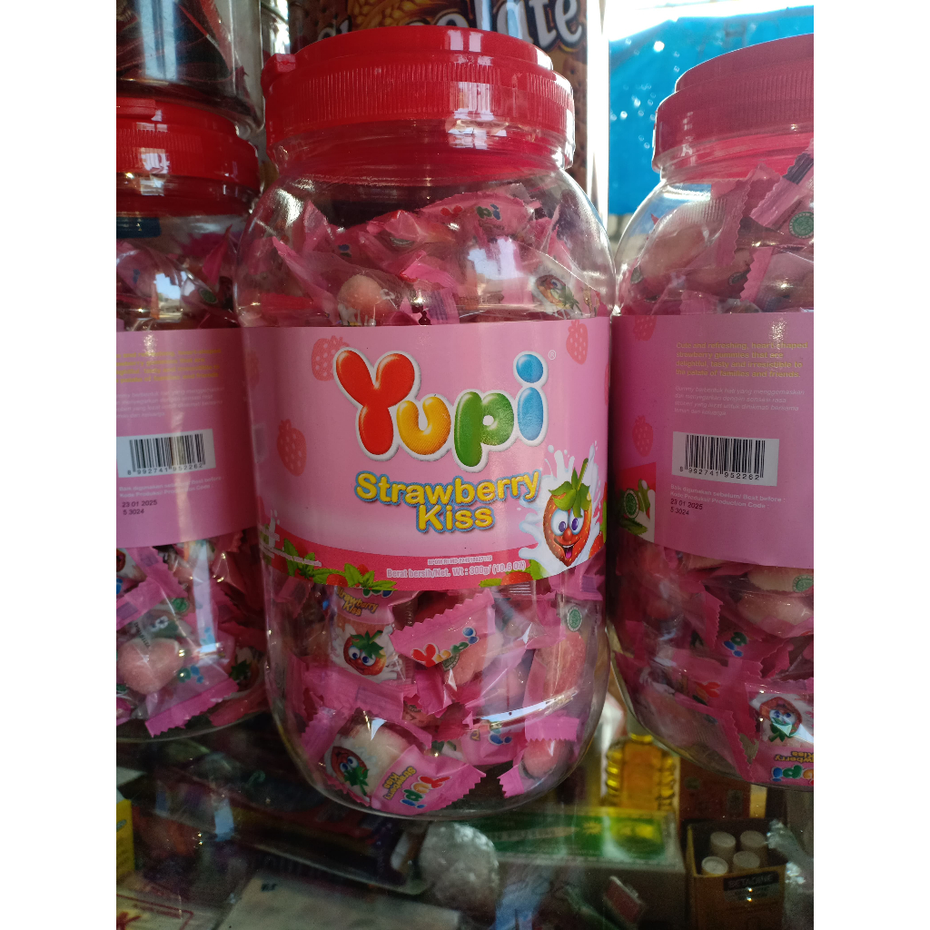 

Permen Yupi Toples Strawberry 300gr