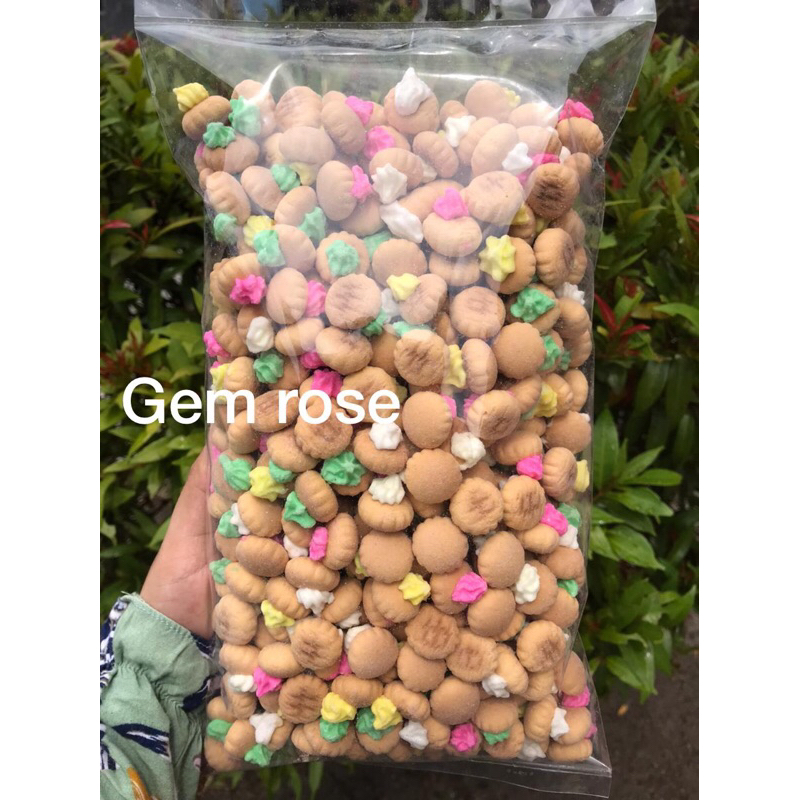 

KUE LEBARAN || GEM ROSE || BISKUIT PERMEN 500gram