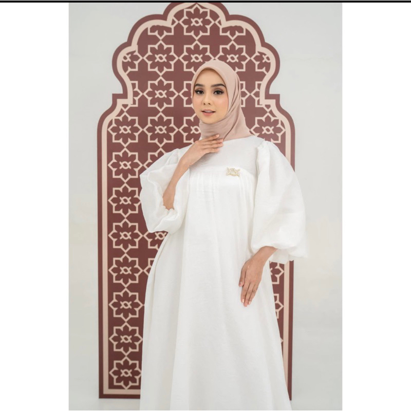 Heidy dress klamby Ivory ukuran XXL