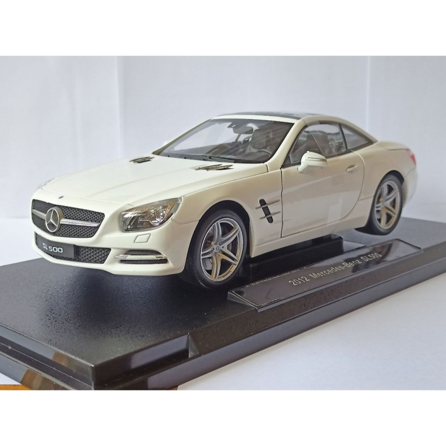 Diecast Mobil Mercedes Benz SL500 putih Welly 1:18 Koleksi harga murah