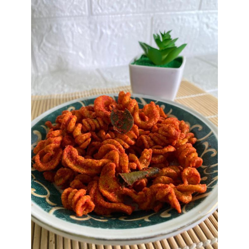 

MAKARONI SPIRAL PEDAS DAUN JERUK