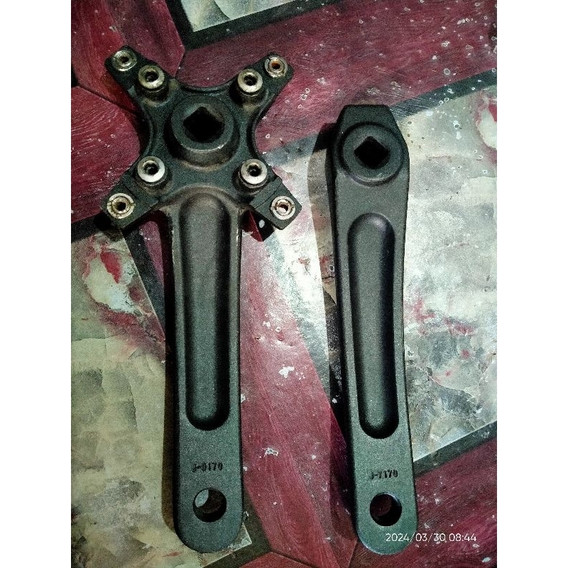 Crank arm Racework 170, BCD 104