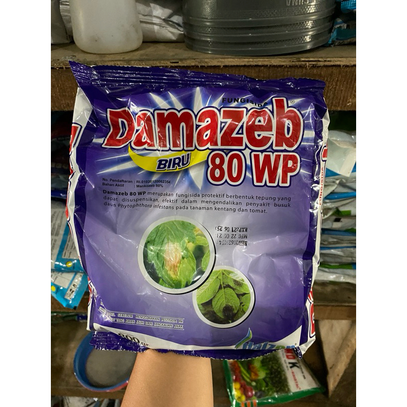 Fungisida damazeb biru 80WP isi 400gram