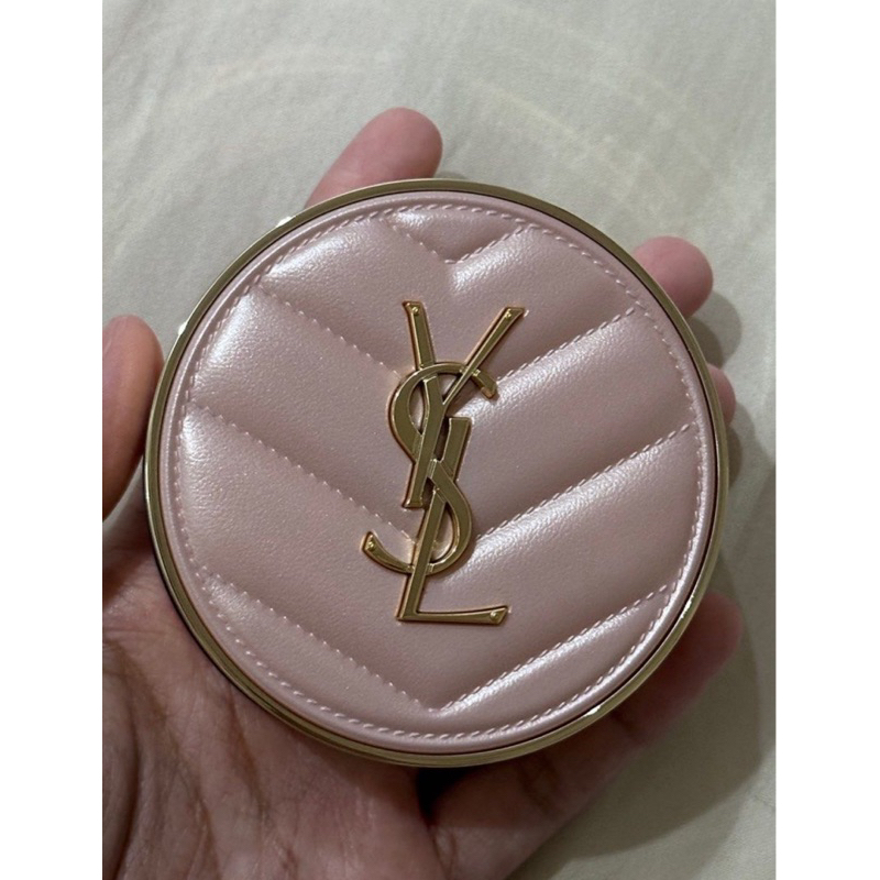 ysl cushion