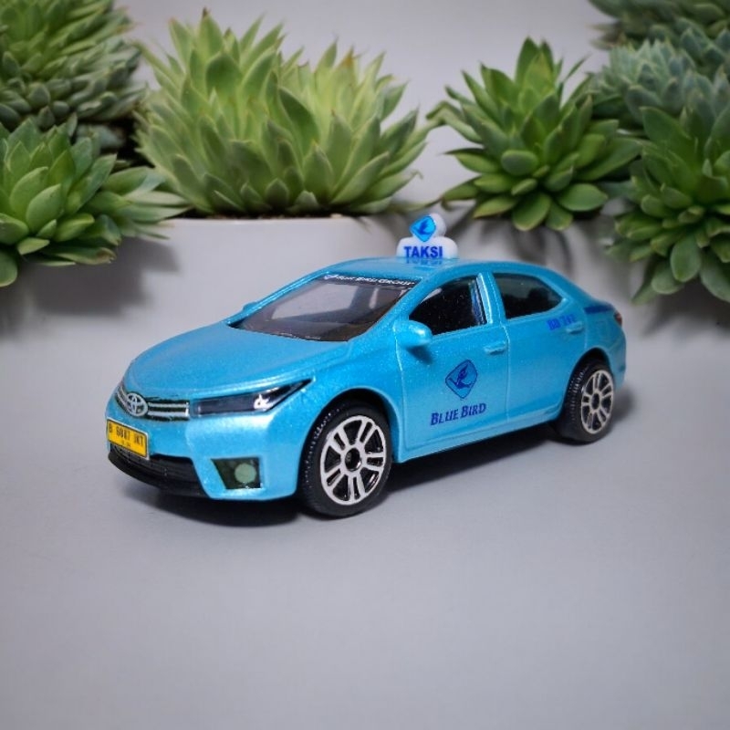 DIECAST TOYOTA COROLLA ALTIS CUSTOM TAKSI BLUEBIRD