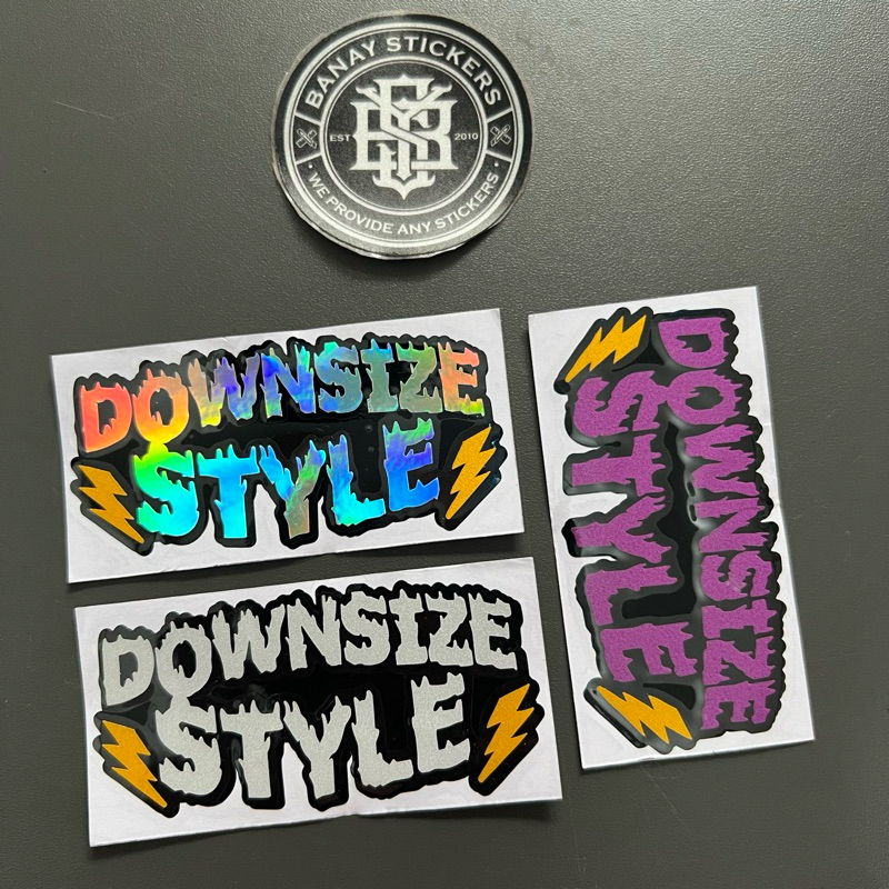 

Stiker Sticker Downsize Style Cutting