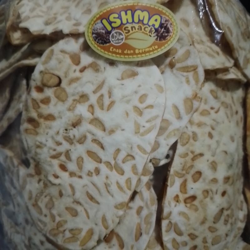 

Keripik Tempe Sagu Renyah 1kg - Snack Tempe Sagu Gurih Kedelai Asli Harga Murah