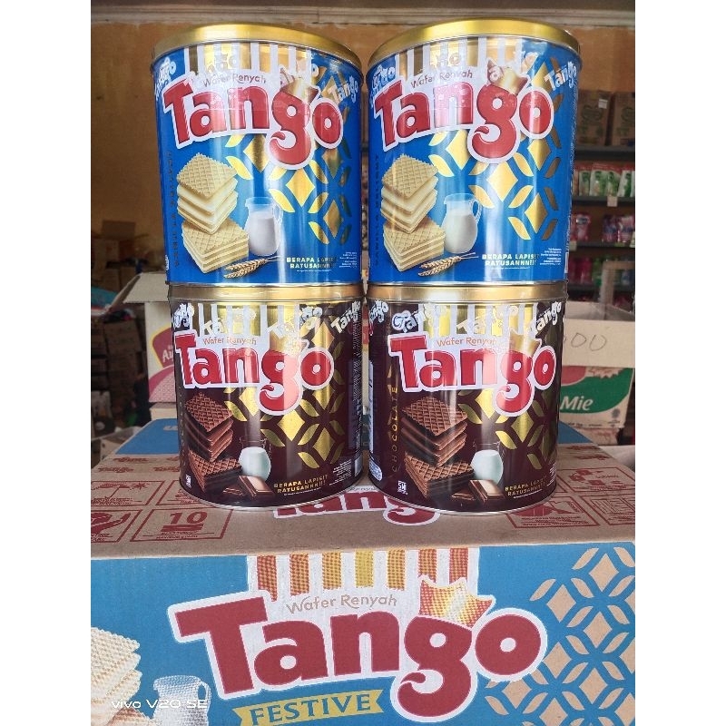 

TANGO WAFER KALENG 270gr