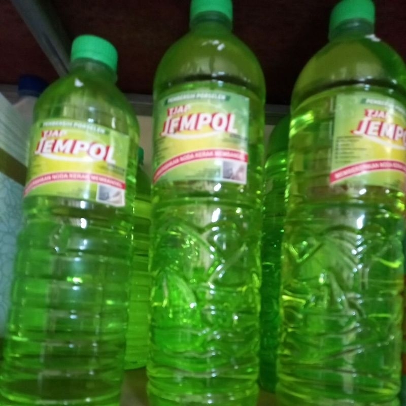 pembersih porselen tjap jempol