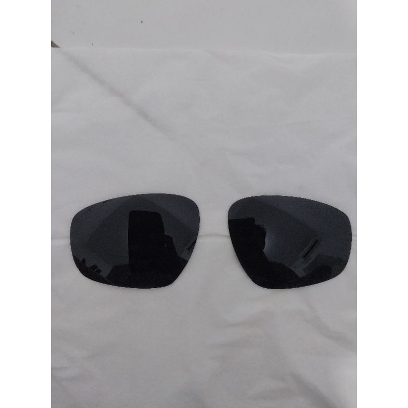 lensa oakley field jacket