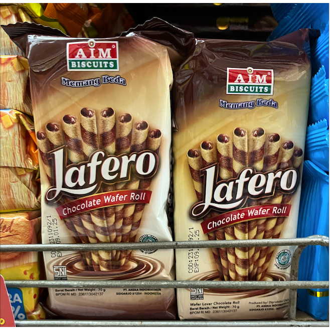 

Snack Aim Biscuits Lafero Chocolate Wafer Roll 70gr