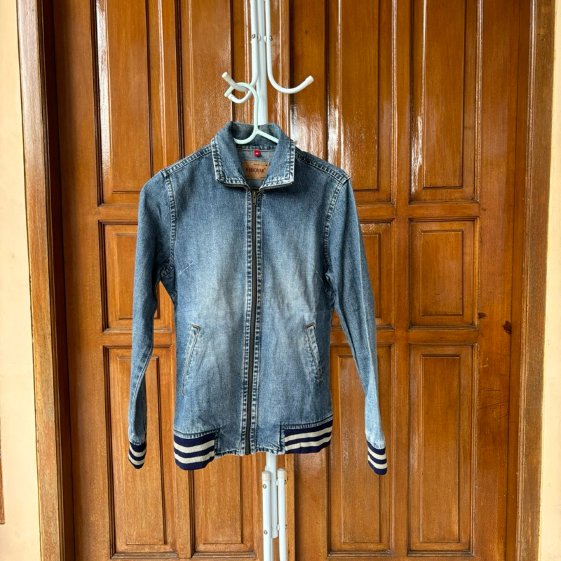 Jaket Jeans Denim Liberal