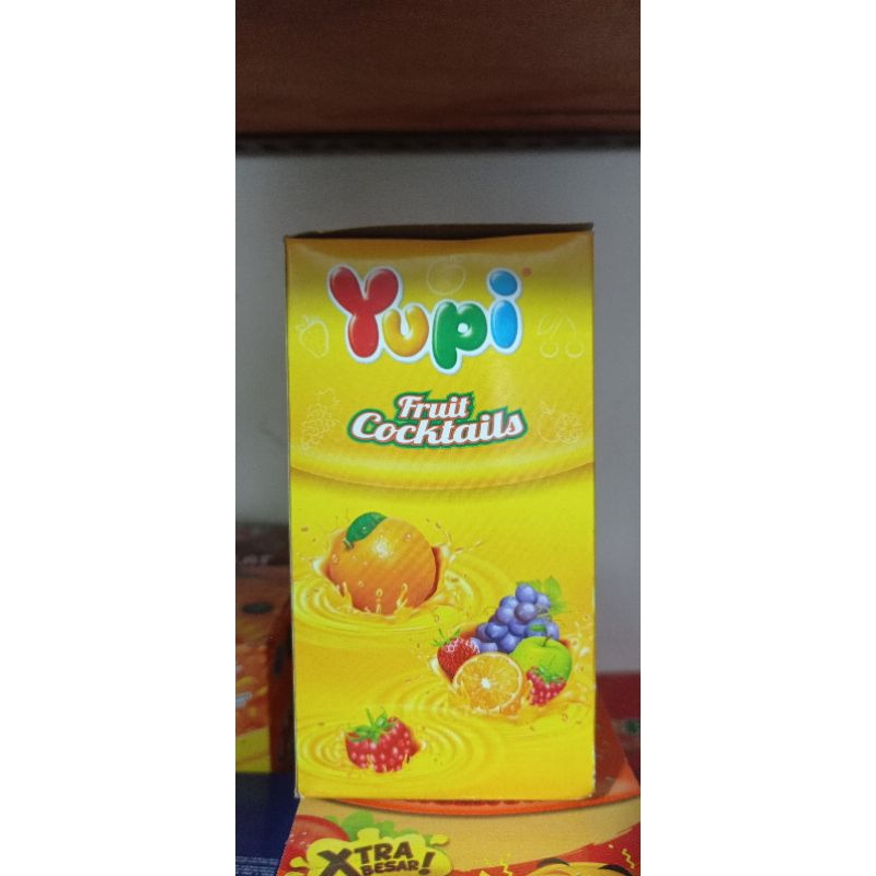 

YUPI FRUIT COCKTAILS 1KOTAK ISI 12PCS