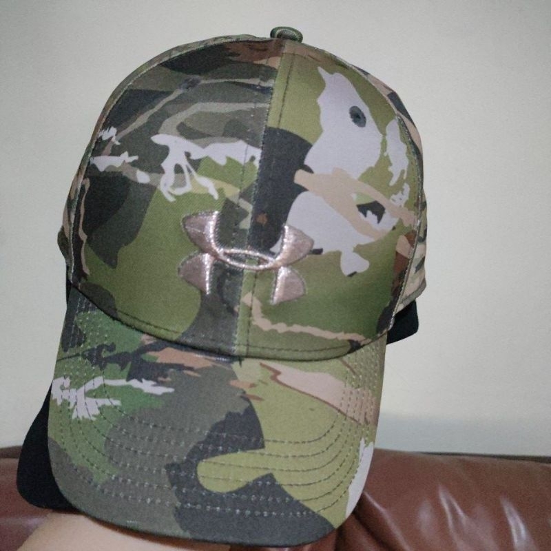 TOPI CAP UNDER ARMOUR CAMO