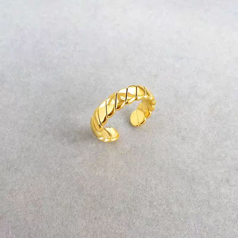 C48 Cincin Titanium Premium Wanita Liontin Bulat Hitam Mutiara One Size Lapis Emas 18K