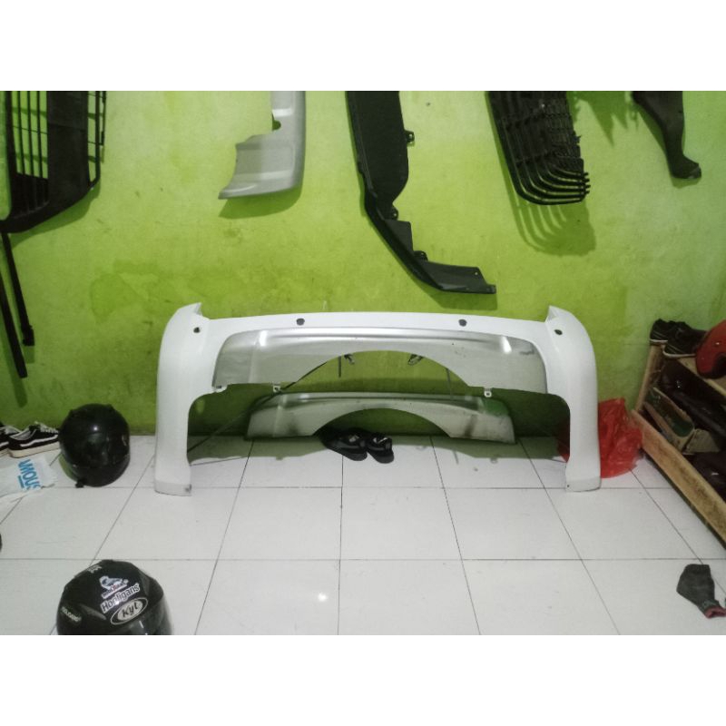 bemper belakang Mitsubishi Pajero tahun 2016 2017 2018 2019