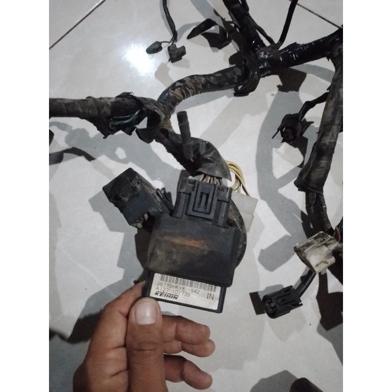 ecu / cdi megapro /kabel body hernes honda megapro monoshok fi original
