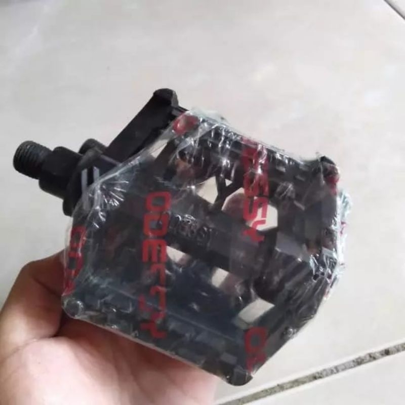 Pedal Sepeda BMX Odessy As Kecil &amp; As Besar