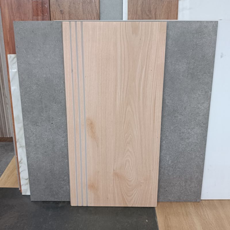 Granit Tangga 30x60 motip kayu lignum/atena
