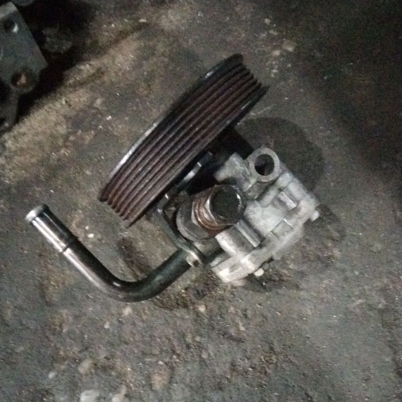 pompa power steering KIA CARNIVAL bensin/Kia Sedona