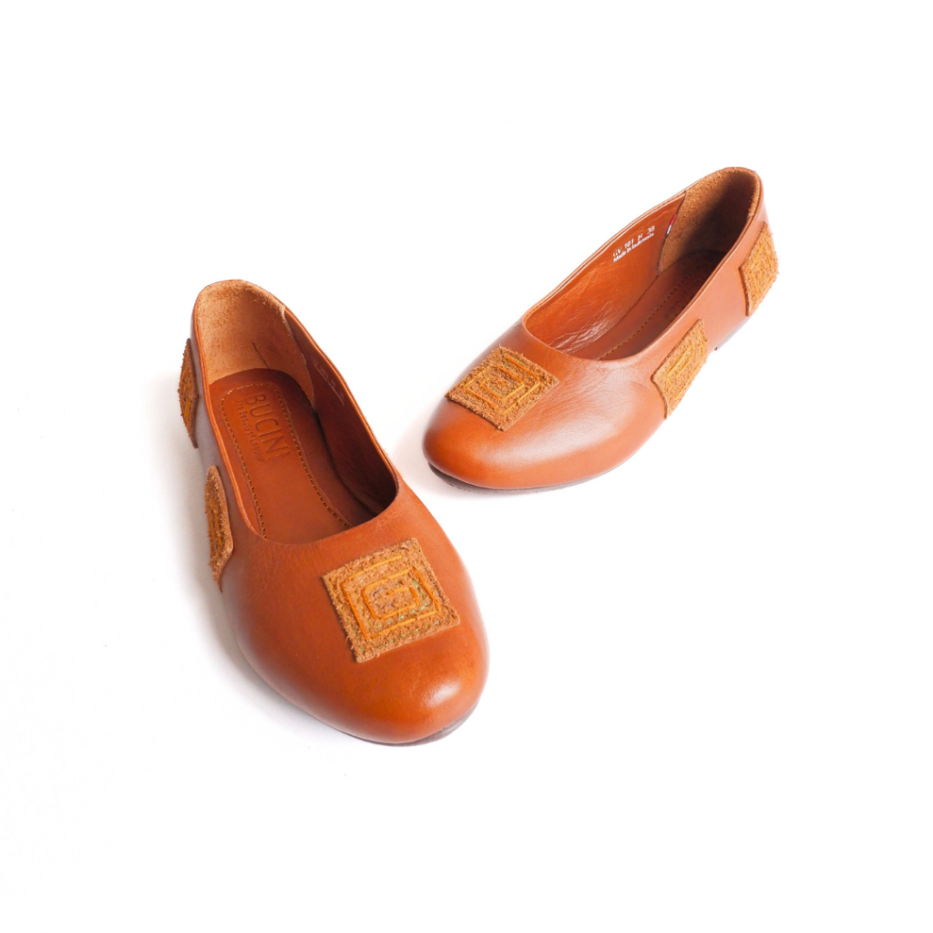 Sepatu Flat Wanita Kulit Asli Premium | BUCINI GV 101 H Leather Flat Shoes