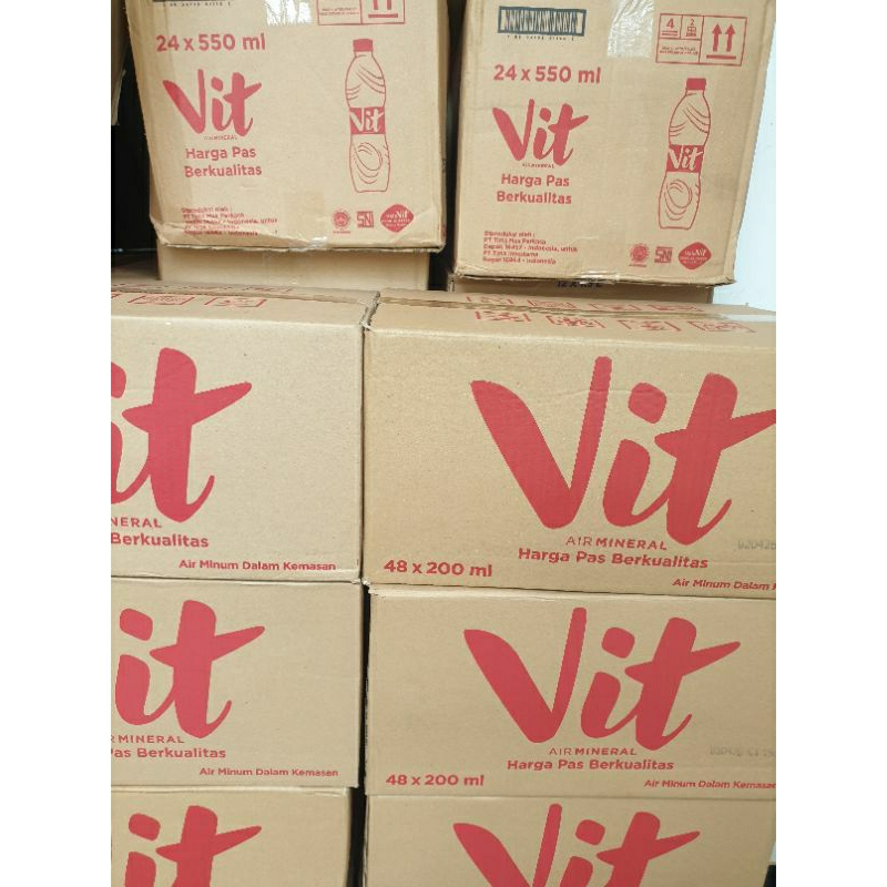 

VIT Cup 200 Ml per kardus isi 48 Gelas