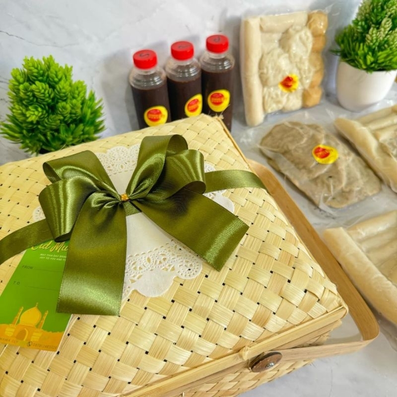 

Hampers parsel Keranjang Idul Fitri Mewah Halal Tenggiri