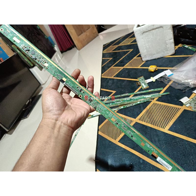 TICON LCD TIKON TCON TV LED 32 IN BOE HV320WXC-200-X-PCB-X0.1 HV320WHB-N00