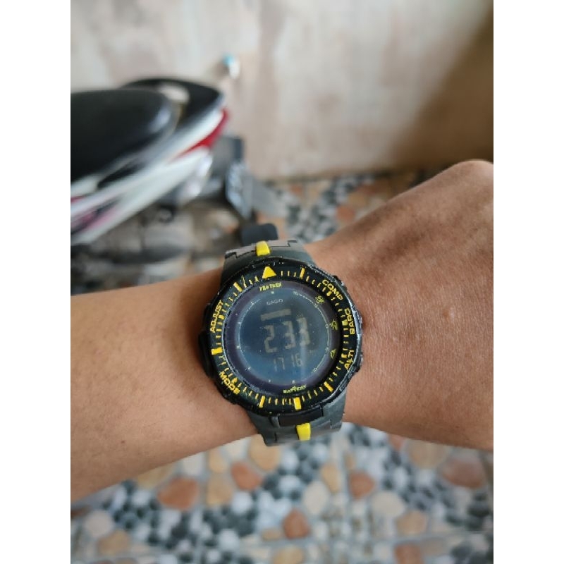 Casio PROTREK PRG 300 Triple Sensor Second