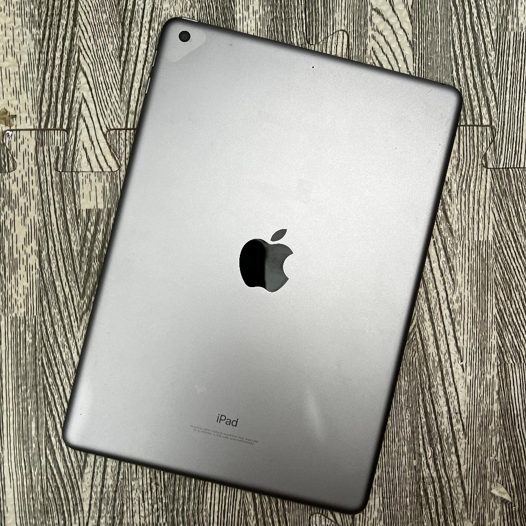 Apple iPad Gen 6 128gb (WiFi Only) Second Batangan