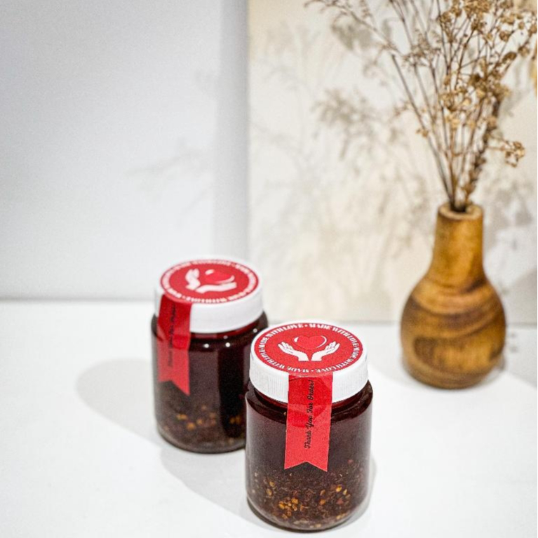 

Kayonna - Chilli Oil Minyak Cabai | Chilli Oil Dimsum | Sambal Dimsum | Spicy Chilli Oil | Chilli Oil Serbaguna - 200ml