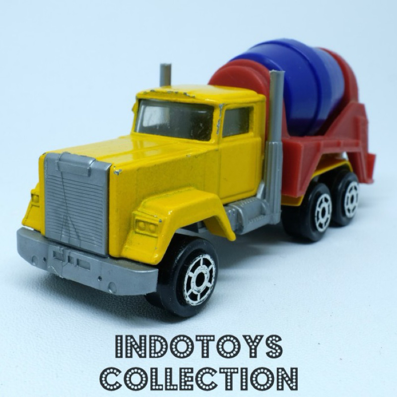 Vintage Majorette ~ Cement Mixer Truck