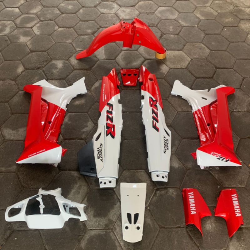 body halus fizR fulset warna merah marboro