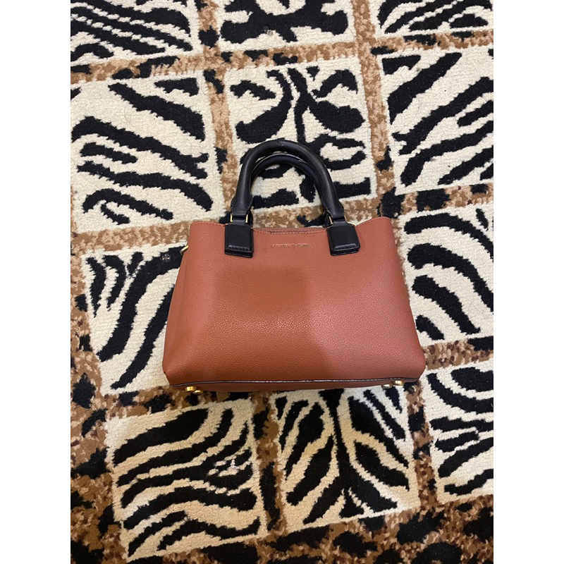 Charles and Keith Bag Preloved