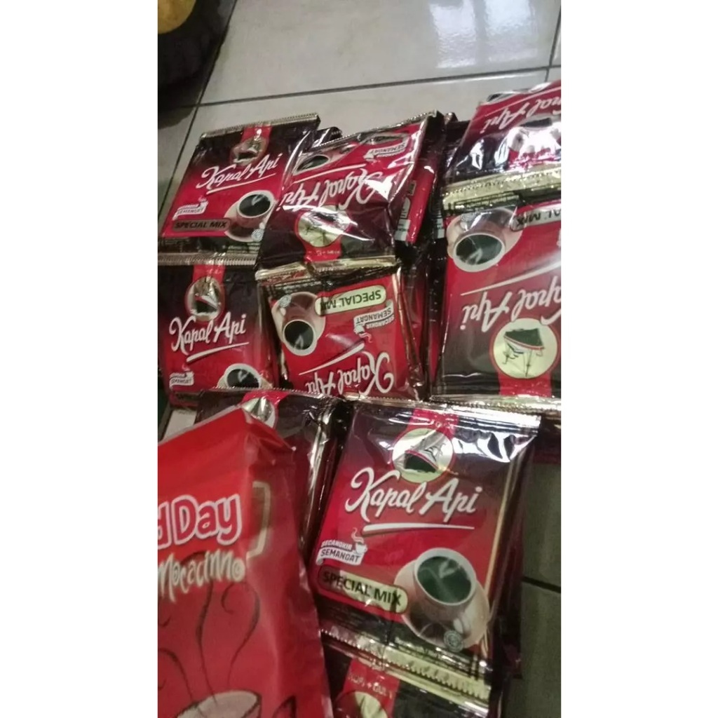 

Kapal Api spesial Mix Isi 10 sachet