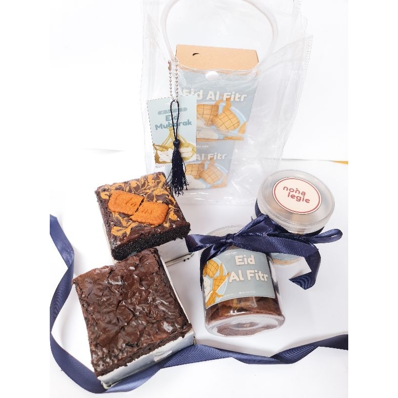 

HAMPERS LEBARAN IDUL FITRI EID FITR | FUDGY BROWNIES | SOFT COOKIES | NEW YORK COOKIES