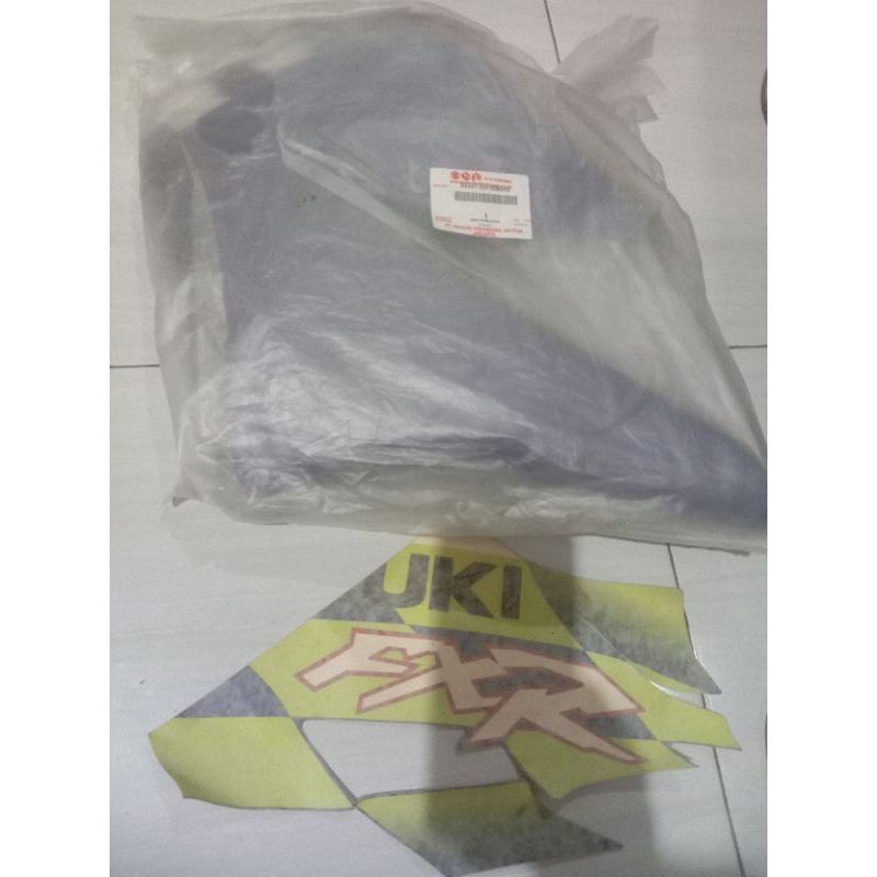 fairing.cowling atas kiri.suzuki fxr