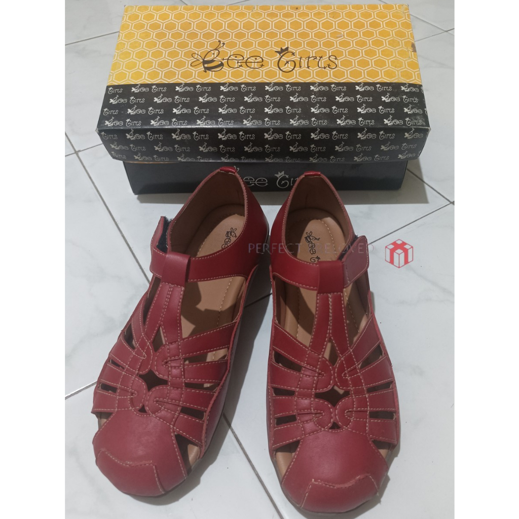 PRELOVED Sepatu Sandal Wanita Kekinian Merah BEE GIRL'S Ukuran 37