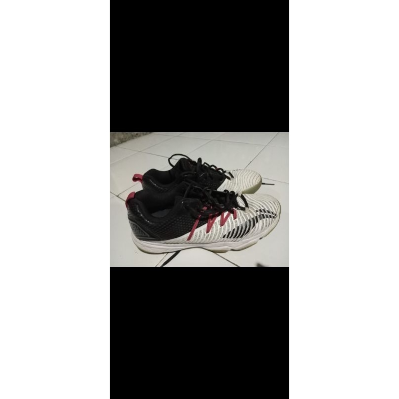 Sepatu Lining Ranger Drive TD