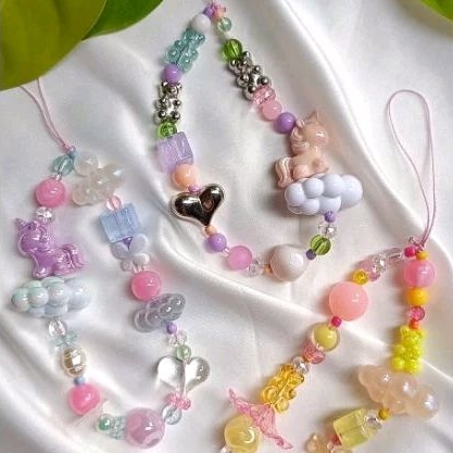 Time Crafter Head in The Clouds Phone Strap